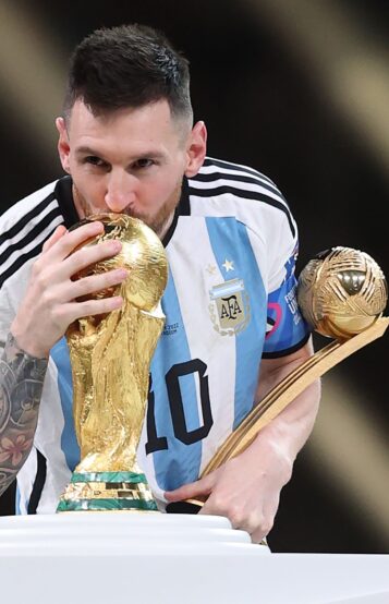 messi-wc-trophy